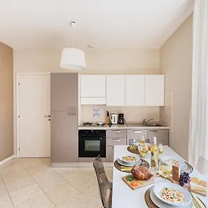 מלון דירות Residenza Miralago By Wonderful Italy, דסנזאנו דל גארדה