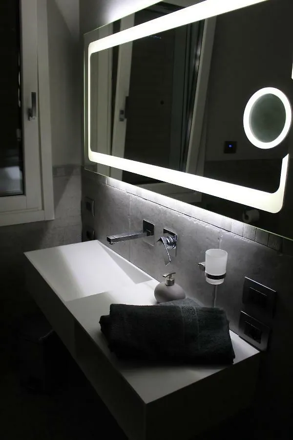 Villa Martina Luxury Rooms Desenzano del Garda Gasthof